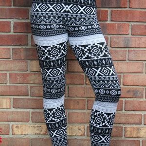 Mossimo Knit Comfy Leggings